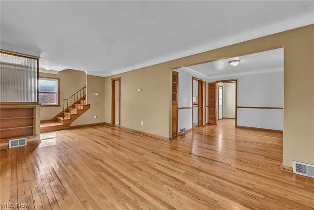 4082 Bexley Boulevard, Cleveland, OH 44121