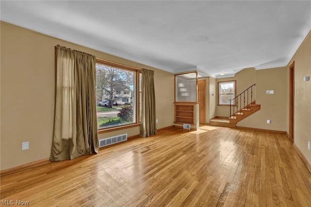 4082 Bexley Boulevard, Cleveland, OH 44121