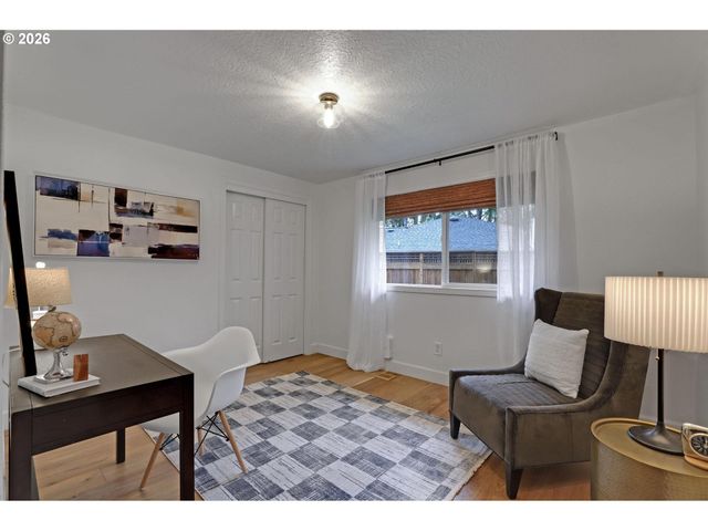 18434 SANDPIPER Cir, Lake Oswego, OR 97035