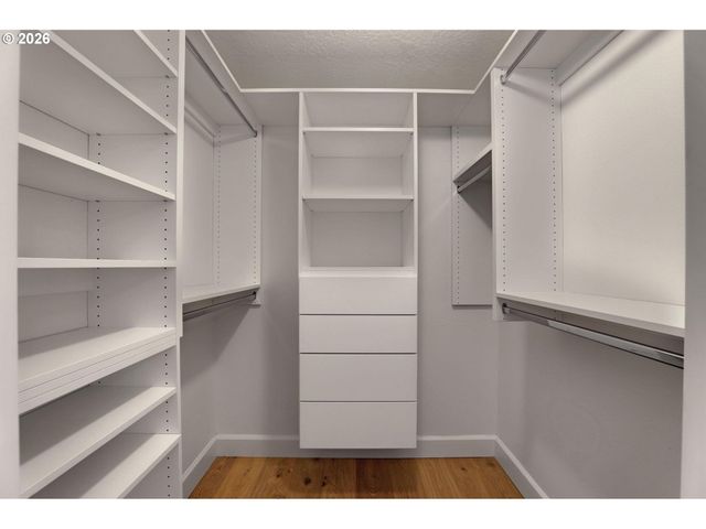 18434 SANDPIPER Cir, Lake Oswego, OR 97035