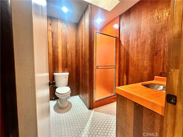 20541 Rodax, Winnetka, CA 91306