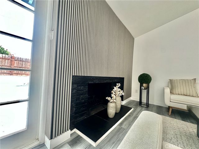 20541 Rodax, Winnetka, CA 91306