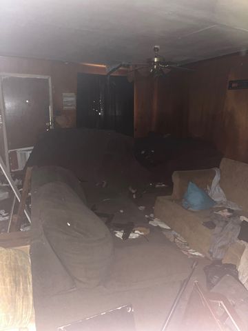 3919 E Berry Street, Fort Worth, TX 76105