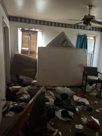 3919 E Berry Street, Fort Worth, TX 76105