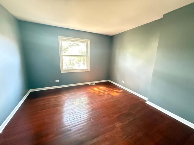 3023 Jamestown Court 3023, Streamwood, IL 60107