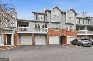 1006 Vinings Forest Lane SE BLDG #10, Smyrna, GA 30080