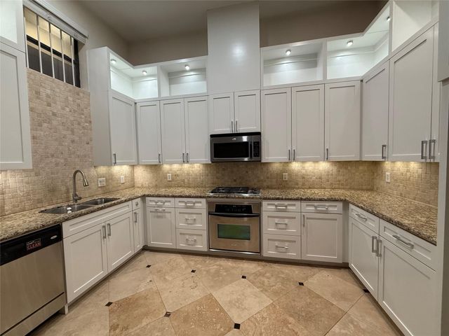 1608 Patterson Street A, Houston, TX 77007