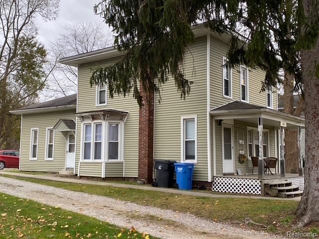 504 E Clinton Street, Howell, MI 48843