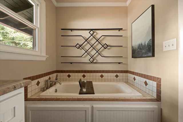 209 Woods Dr, Columbia, TN 38401