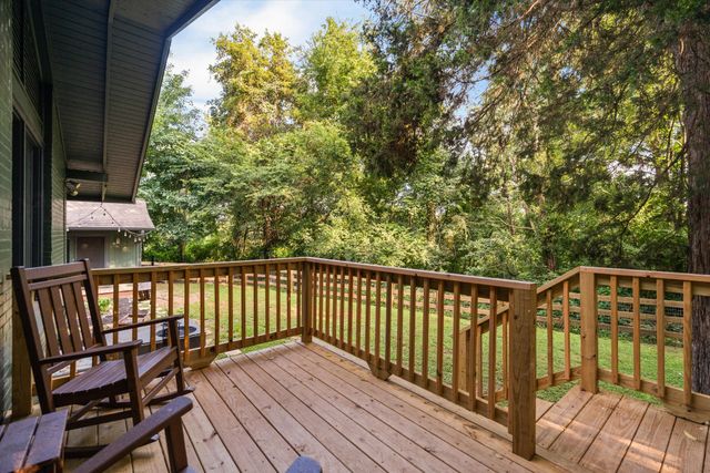 209 Woods Dr, Columbia, TN 38401