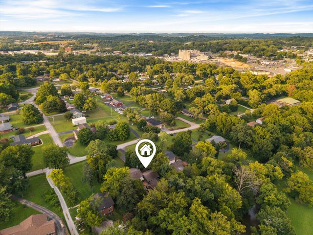 209 Woods Dr, Columbia, TN 38401