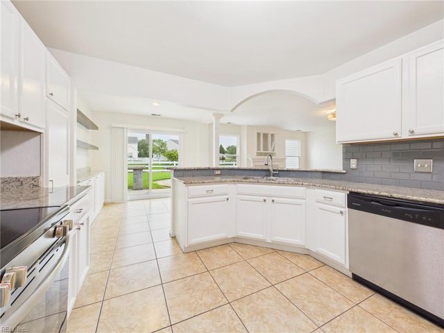2536 Seven Kings RD, Virginia Beach, VA 23456