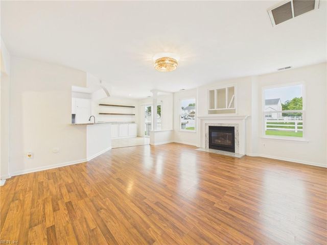 2536 Seven Kings RD, Virginia Beach, VA 23456