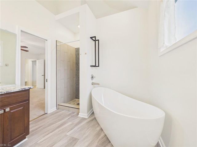 2536 Seven Kings RD, Virginia Beach, VA 23456