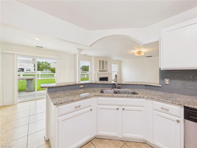 2536 Seven Kings RD, Virginia Beach, VA 23456