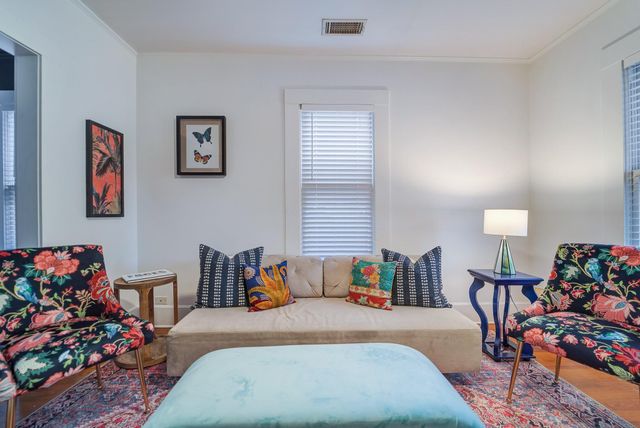 501 W 41st ST, Austin, TX 78751