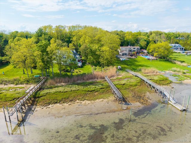 133 Old Field Road, Setauket, NY 11733