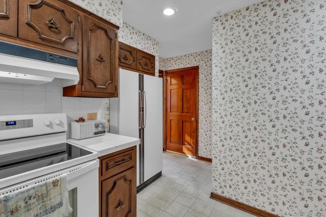 133 Old Field Road, Setauket, NY 11733