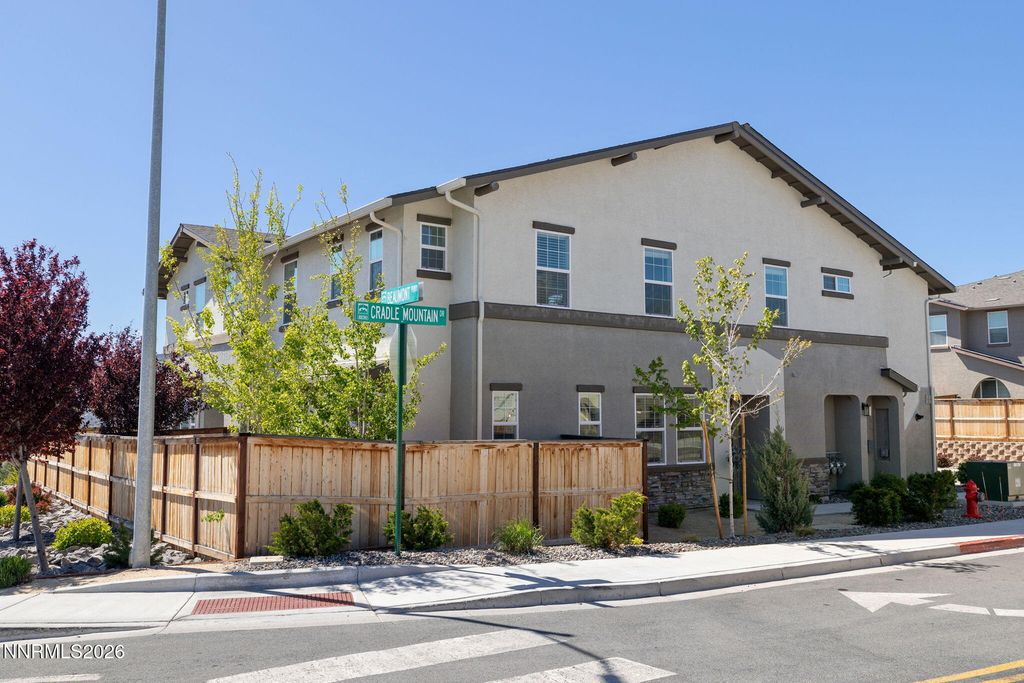 2010 Cradle Mountain Drive UNIT 3, Reno, NV 89523