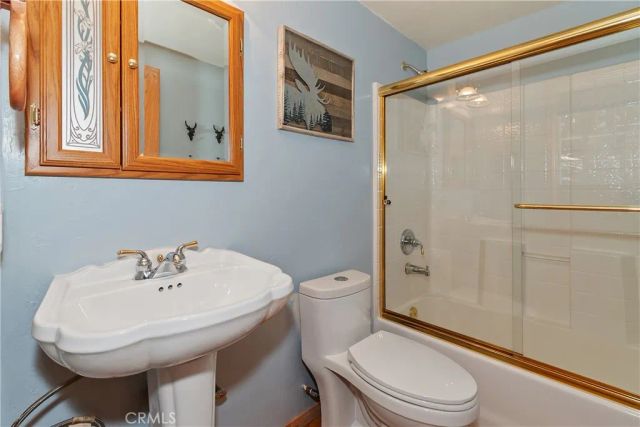 2477 Spring Oak Drive, Running Springs, CA 92382