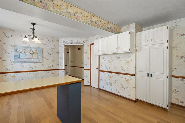 3515 Westcove Drive, Portage, MI 49024