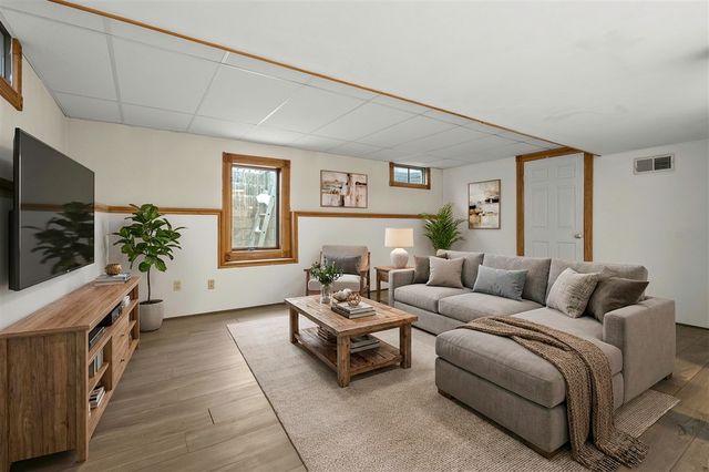 3515 Westcove Drive, Portage, MI 49024