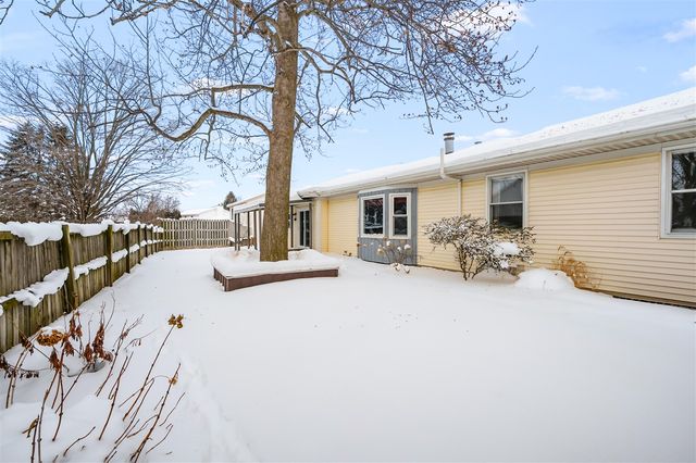 3515 Westcove Drive, Portage, MI 49024