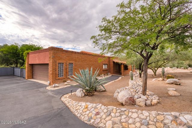4201 N Calle Vista Ciudad, Tucson, AZ 85750