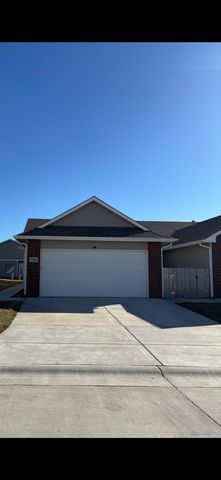 5436 N Colburn Ct, Bel Aire, KS 67220