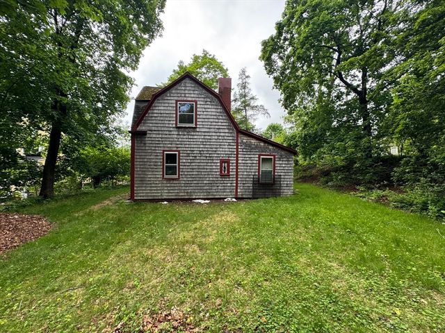 54 Plymouth St, East Bridgewater, MA 02333
