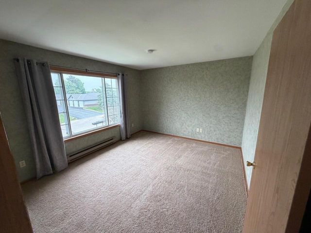 S75W16775 Jacob COURT, Muskego, WI 53150