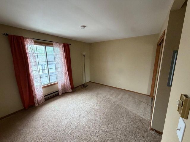 S75W16775 Jacob COURT, Muskego, WI 53150