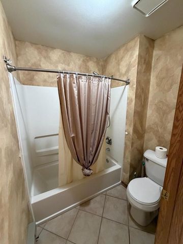 S75W16775 Jacob COURT, Muskego, WI 53150