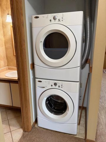 S75W16775 Jacob COURT, Muskego, WI 53150