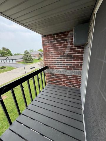 S75W16775 Jacob COURT, Muskego, WI 53150