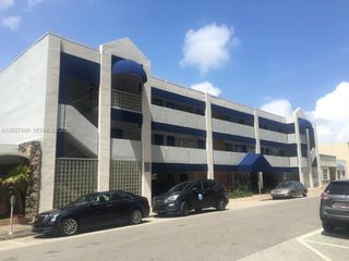 145 Madeira Ave 202, Coral Gables, FL 33134