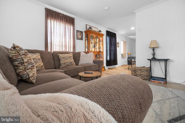 3501 CANNON DR, Morrisville, PA 19067