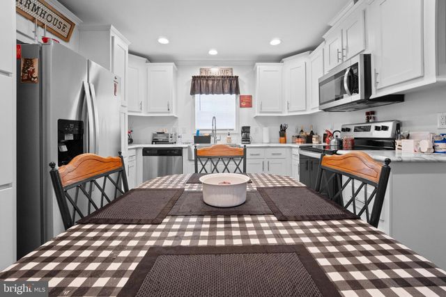 3501 CANNON DR, Morrisville, PA 19067