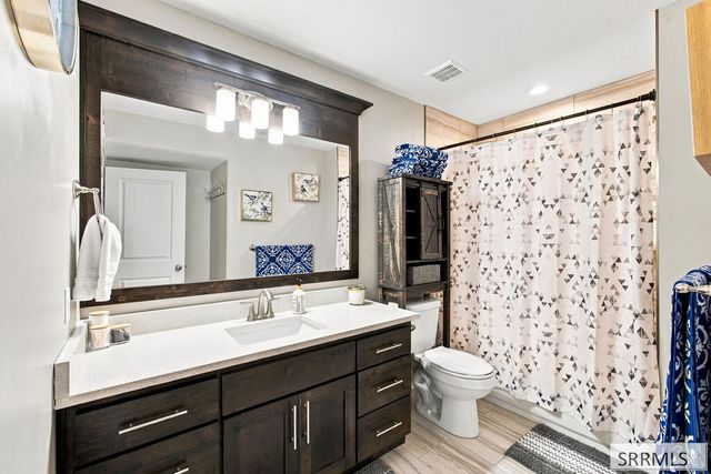 5904 Lochsa Street, Idaho Falls, ID 83404