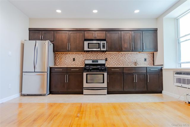 25 W Broadway 506, Long Beach, NY 11561