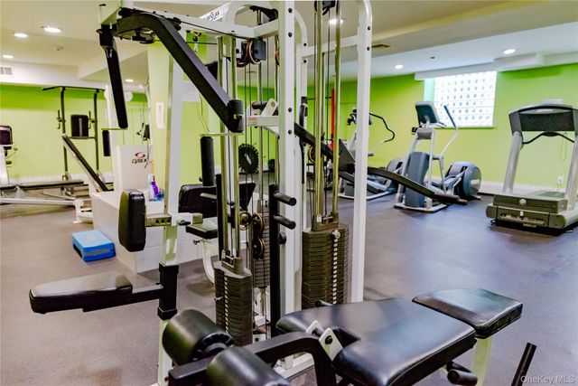 25 W Broadway 506, Long Beach, NY 11561