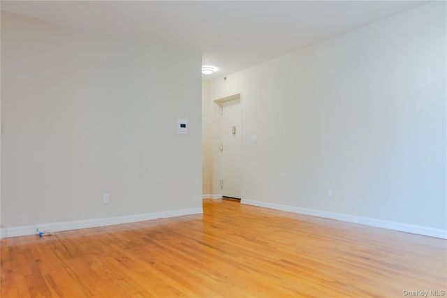 25 W Broadway 506, Long Beach, NY 11561