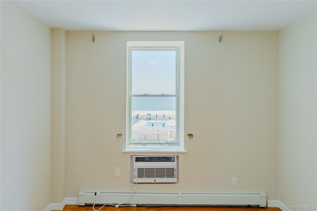 25 W Broadway 506, Long Beach, NY 11561