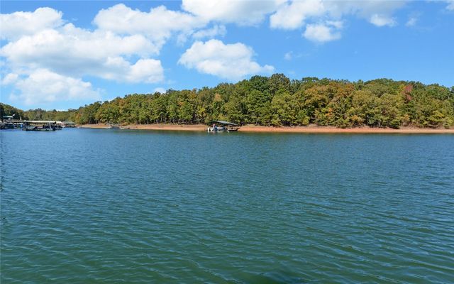 175 Nelle Drive, Hartwell, GA 30643