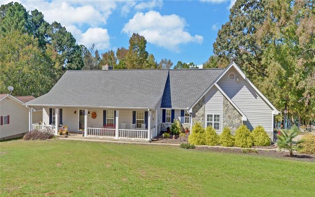 175 Nelle Drive, Hartwell, GA 30643