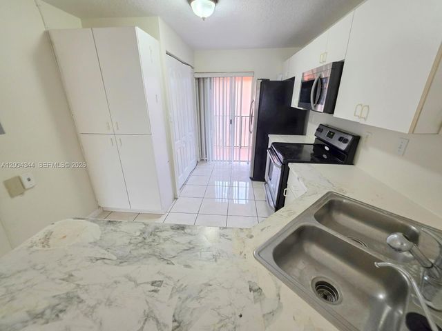 8412 NW 103rd St 201J, Hialeah Gardens, FL 33016