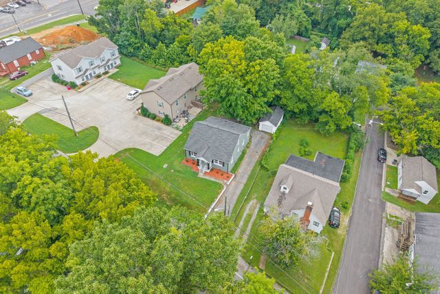 815 Cumberland Dr, Clarksville, TN 37040