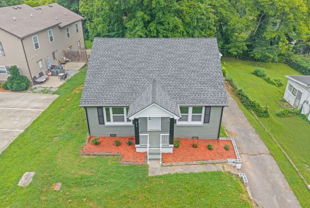 815 Cumberland Dr, Clarksville, TN 37040