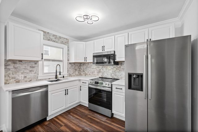 815 Cumberland Dr, Clarksville, TN 37040