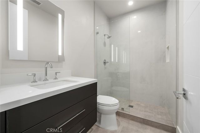 1511 Cliff Drive, Newport Beach, CA 92663